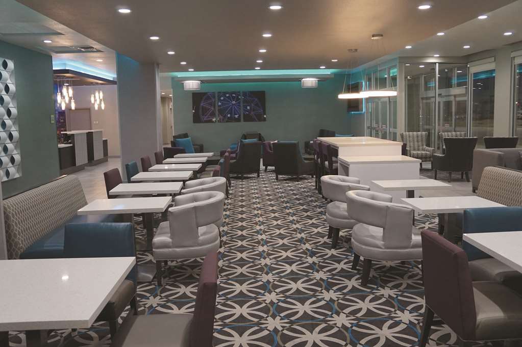 La Quinta By Wyndham Dallas Plano - Колонията Съоръжения снимка